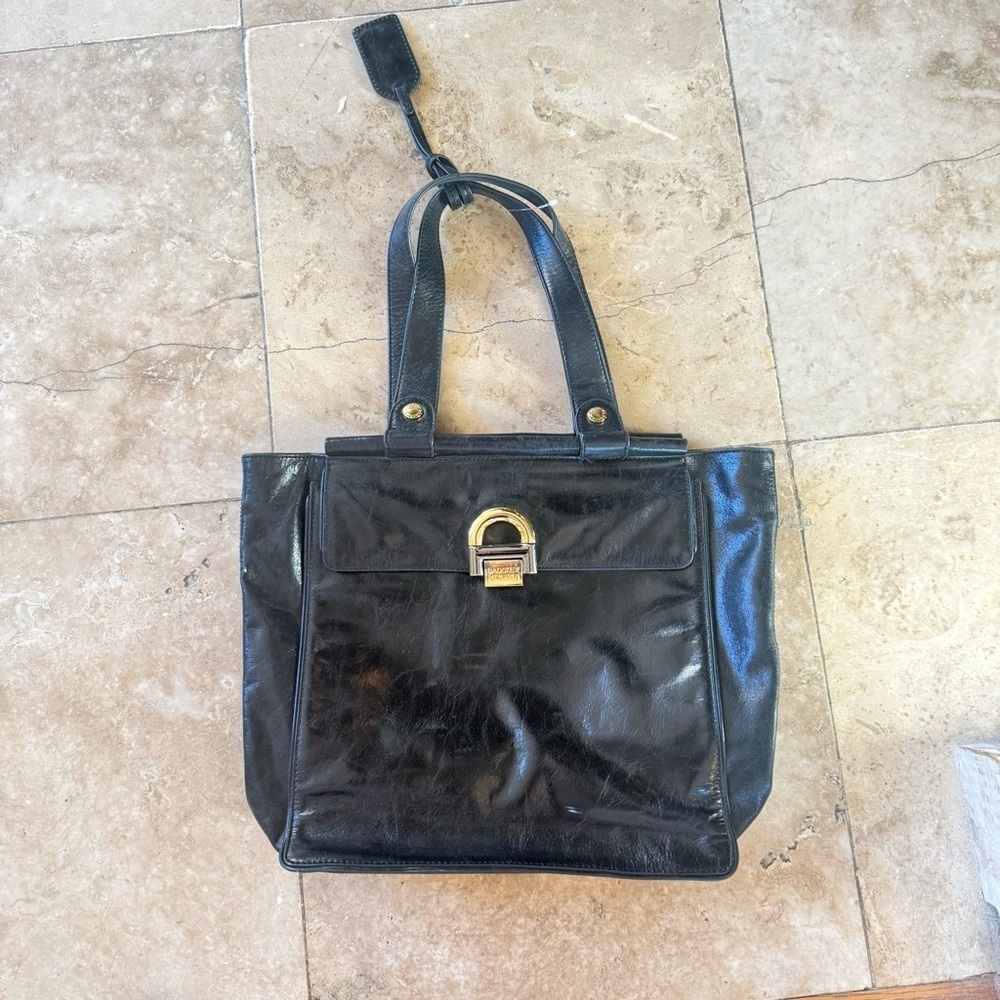 BADGLEY MISCHKA ladies patent leather, black bag excellent condition - Picture 3 of 14